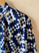 Load image into Gallery viewer, Blue diamond Ikat shirt