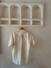 Load image into Gallery viewer, Cream seersucker shirt