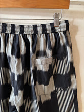Load image into Gallery viewer, Black geometric Ikat shorts