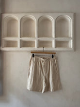 Load image into Gallery viewer, Cream cotton shorts
