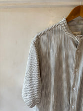 Load image into Gallery viewer, Striped cotton shirt