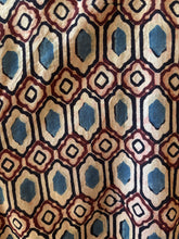Load image into Gallery viewer, Geometric block print shirt