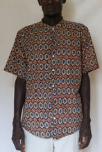 Load image into Gallery viewer, Geometric block print shirt