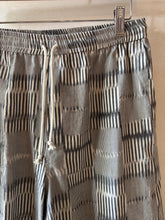 Load image into Gallery viewer, Grey geometric Ikat shorts

