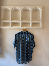 Load image into Gallery viewer, Indigo zigzag shirt
