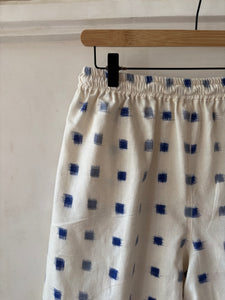 Blue and White handloom short